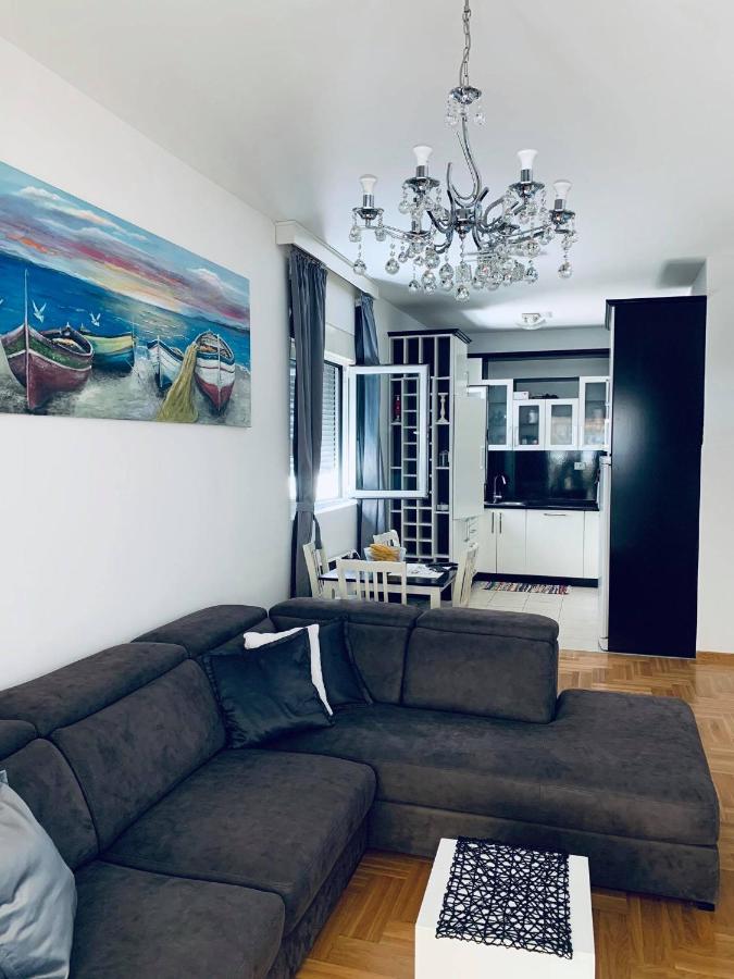 Apartment With Two Bedrooms Senka Budva Bagian luar foto